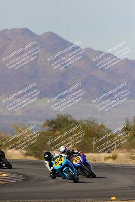 media/Dec-17-2023-CVMA (Sun) [[bf0c04832d]]/Race 4 Amateur Supersport Middleweight/